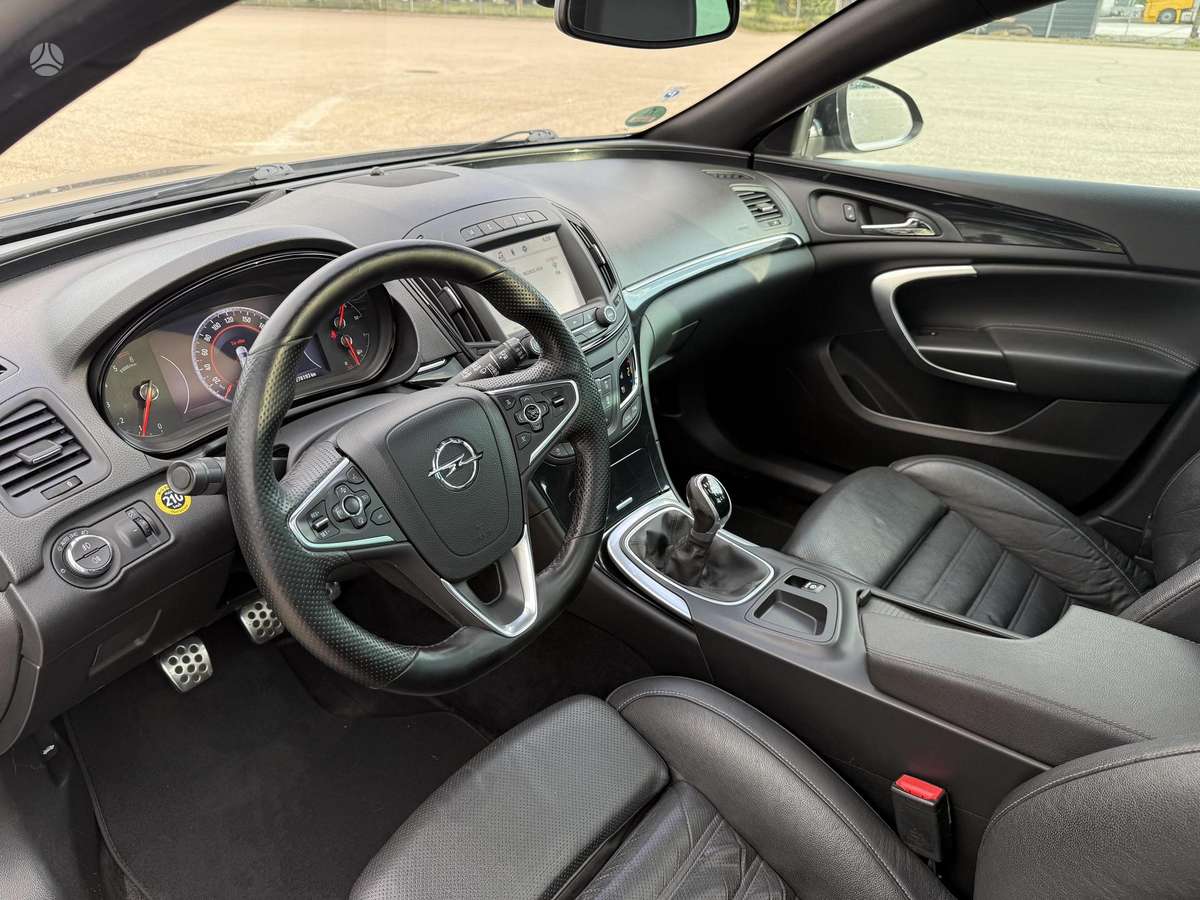 Opel Insignia, 2.0 l., wagon