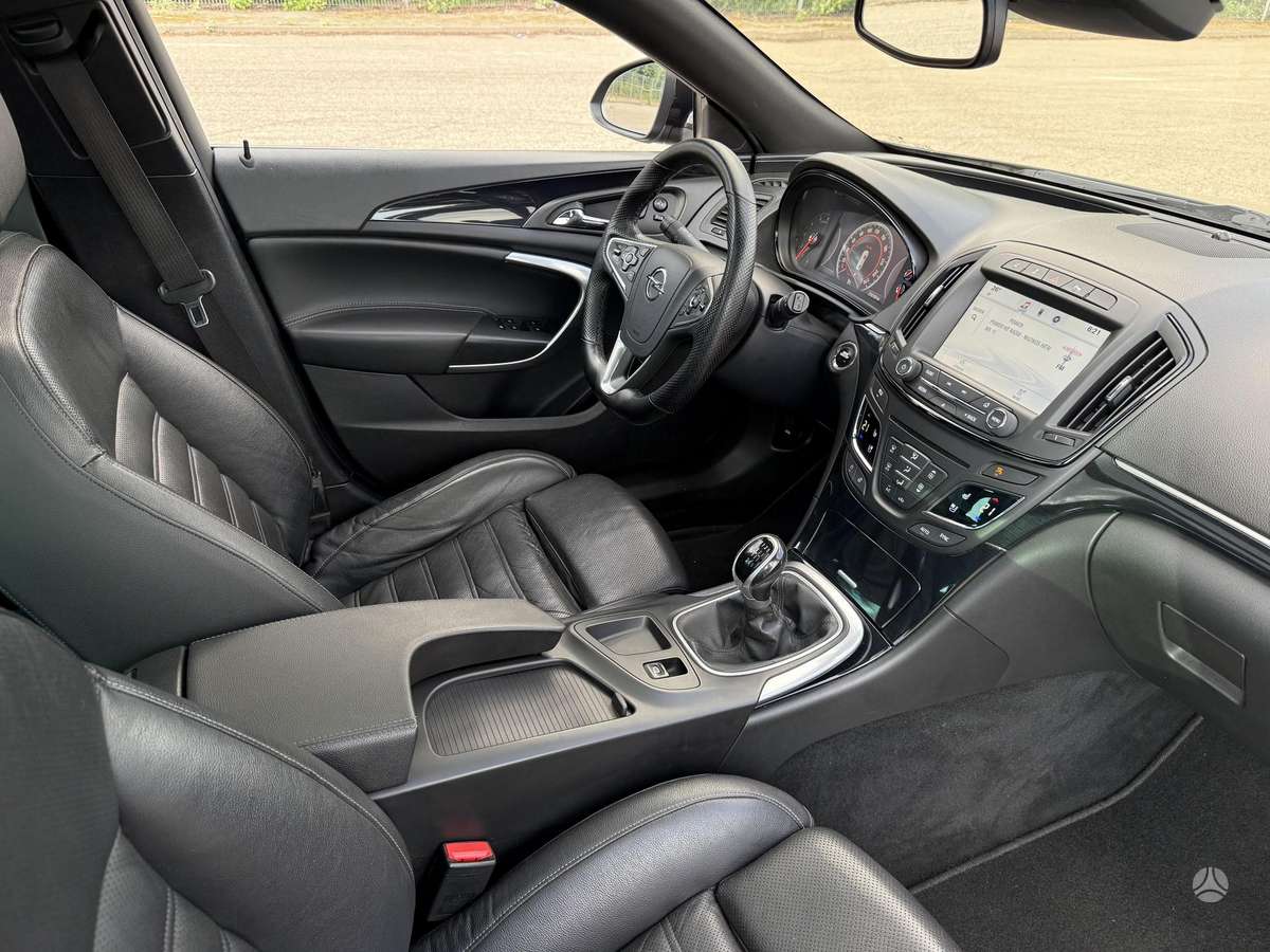 Opel Insignia, 2.0 l., wagon