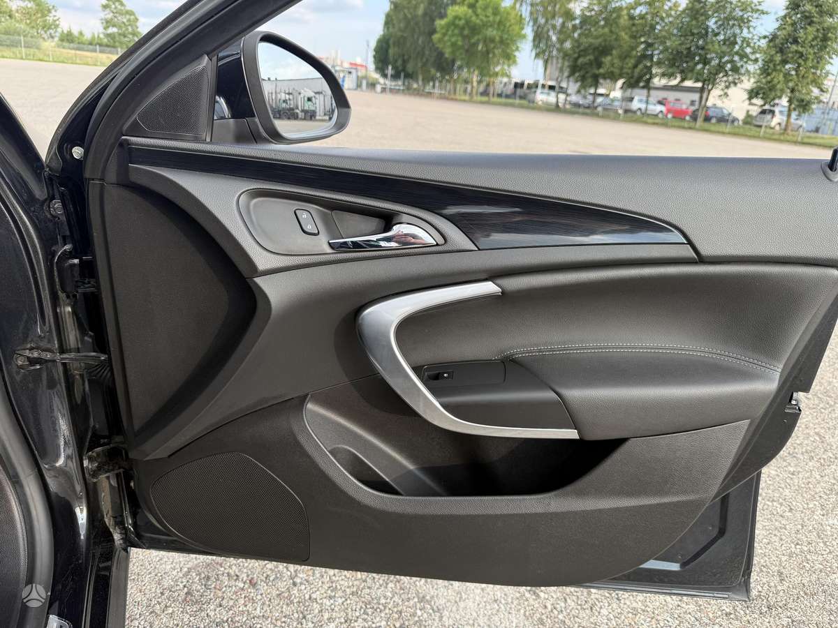 Opel Insignia, 2.0 l., wagon
