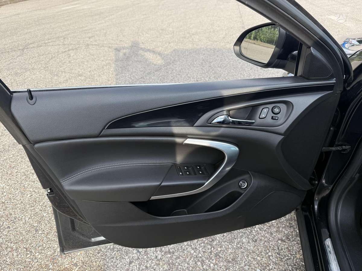 Opel Insignia, 2.0 l., wagon