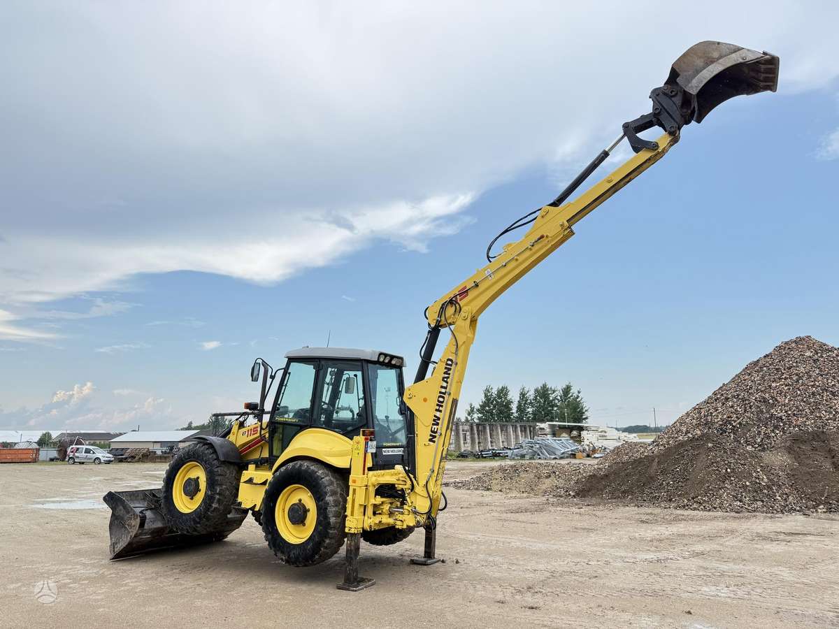 New Holland B115-4PS, excavator loader