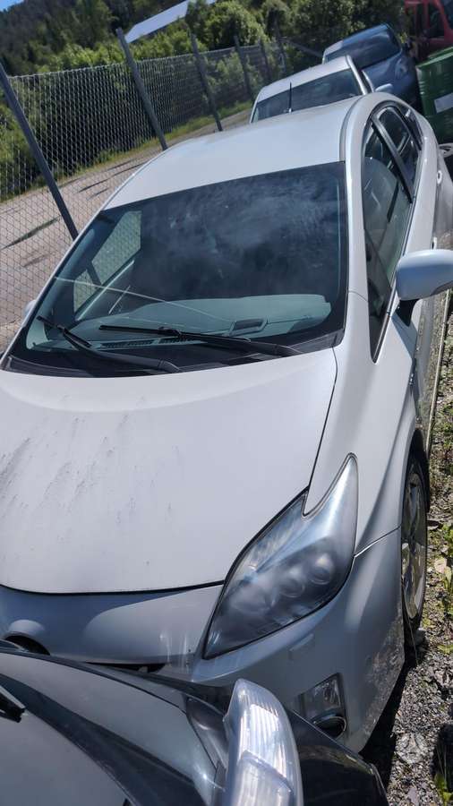 Toyota Prius rezerves daļās