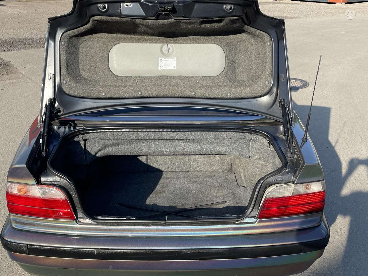 BMW 318, 1.8 l., Кабриолет