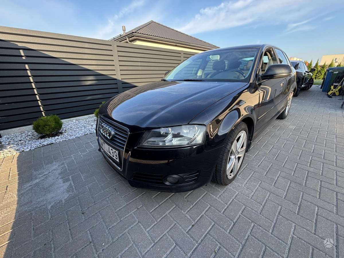 Audi A3, 1.6 l., hatchback