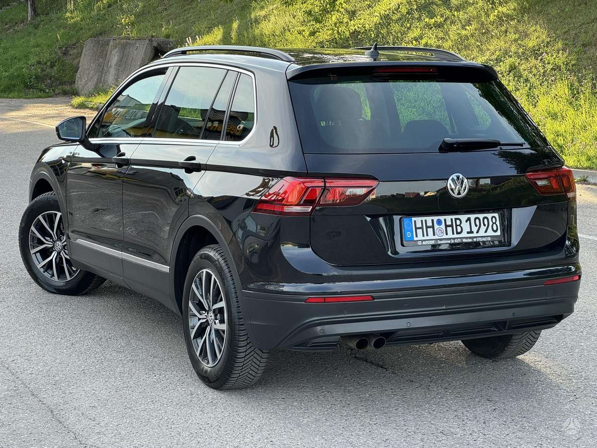 Volkswagen Tiguan - 5