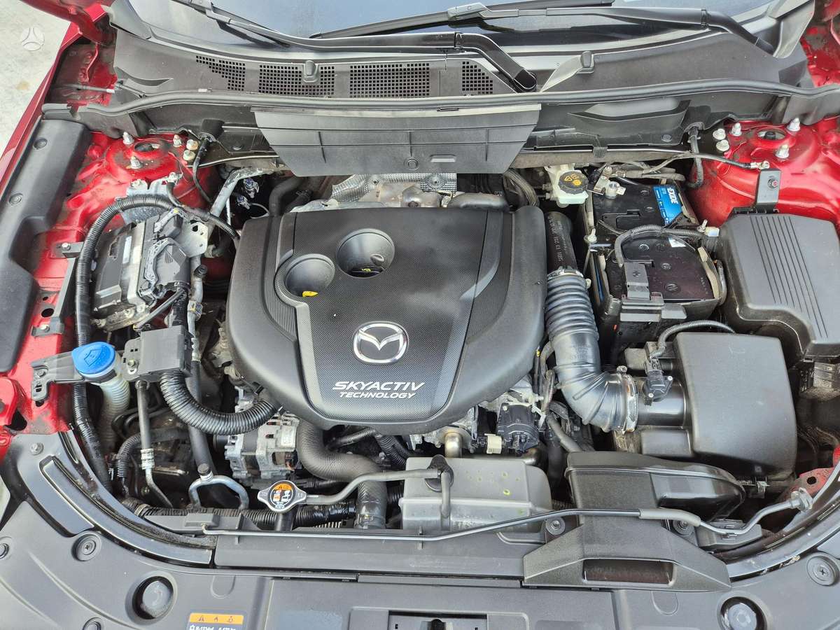 Mazda CX-5, 2.2 l., Внедорожник / Кроссовер