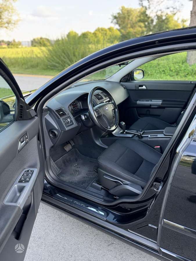 Volvo V50, 2.4 l., Универсал