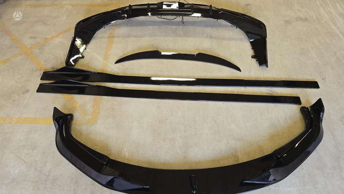 BMW 8 serija spoileriai