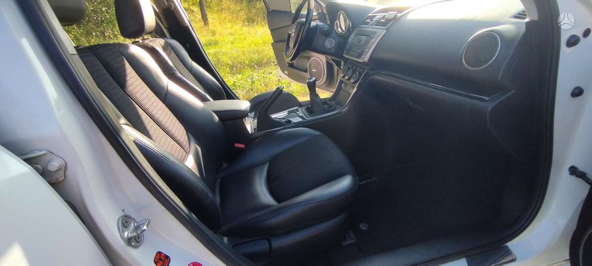 Mazda 6, 2.0 l., wagon