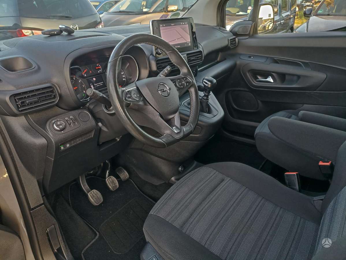 Opel Combo, 1.5 l., mpv / minivan