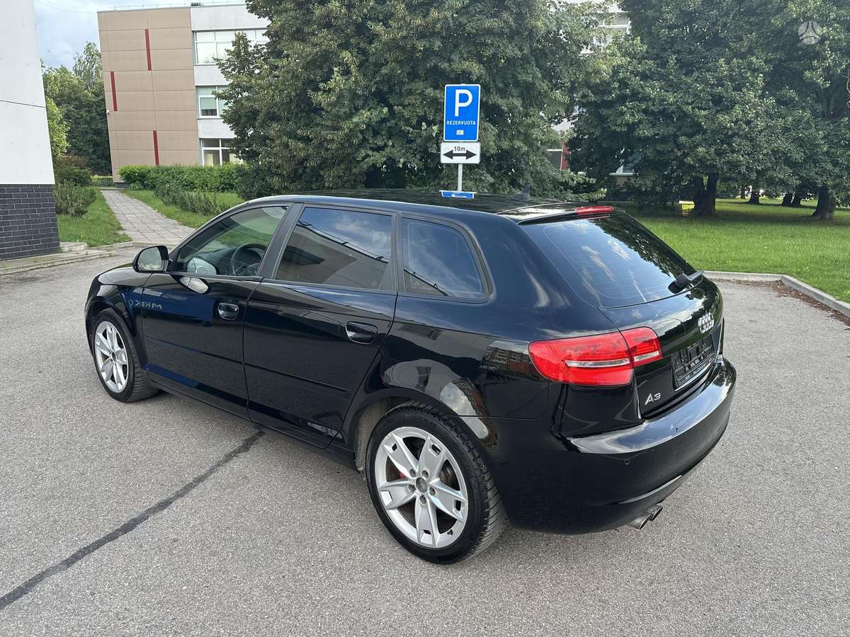 Audi A3, 2.0 l., Хэтчбек