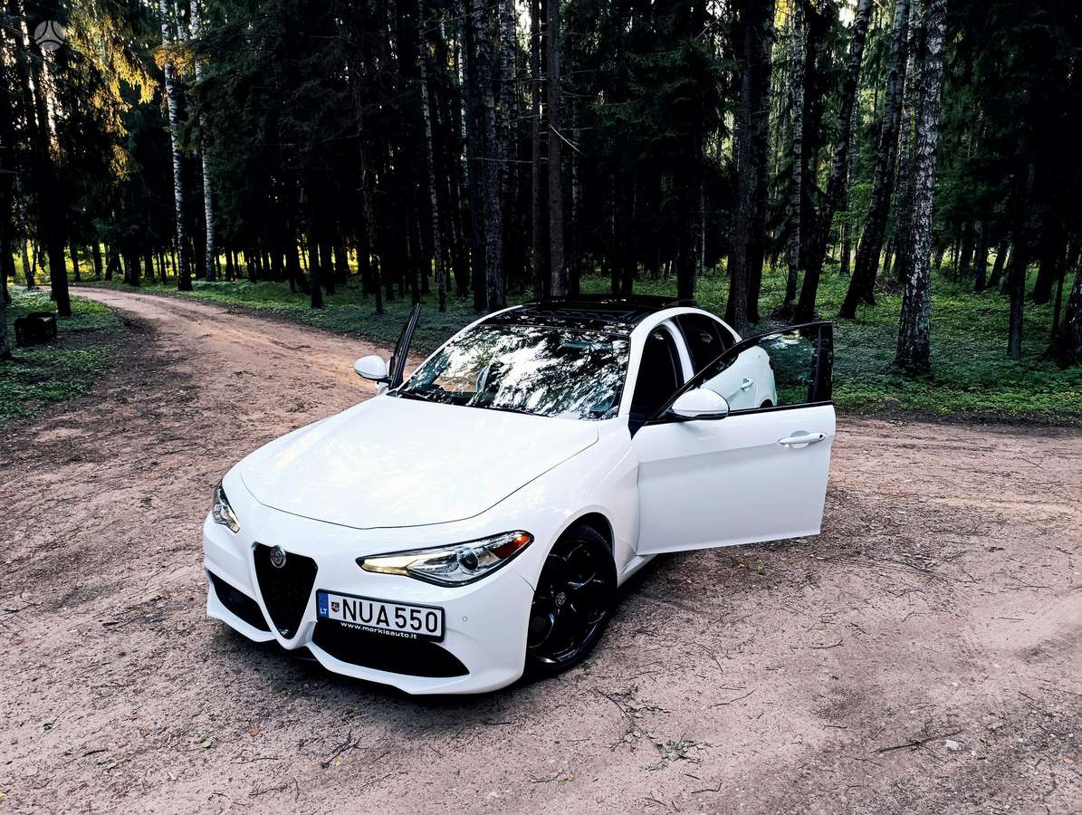 Alfa Romeo Giulia, 2.0 l., Седан