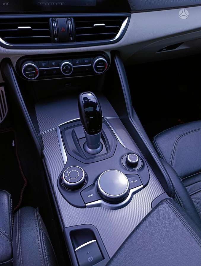 Alfa Romeo Giulia, 2.0 l., Седан