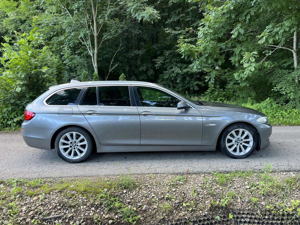 BMW 520, 2.0 l., Универсал
