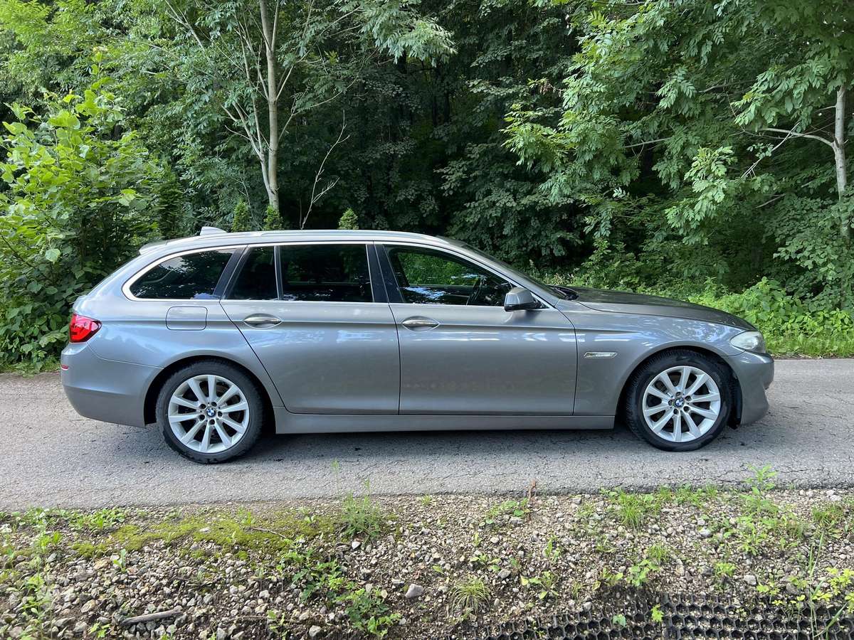 BMW 520, 2.0 l., wagon