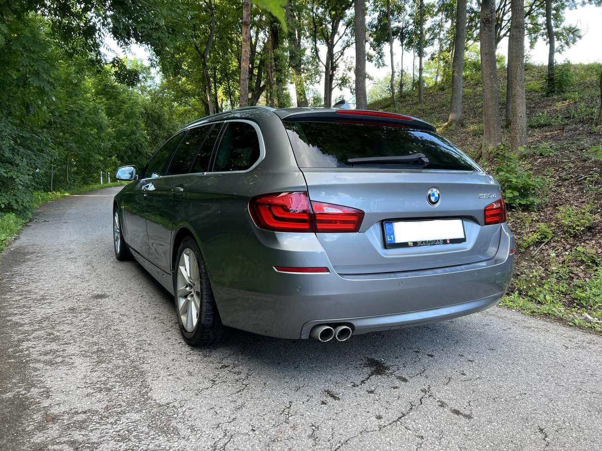 BMW 520, 2.0 l., universalas