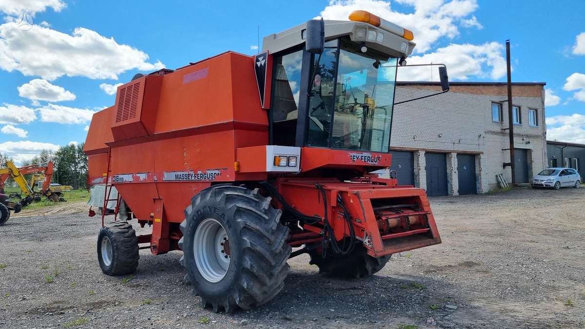 Massey Ferguson 36RS, kombainai