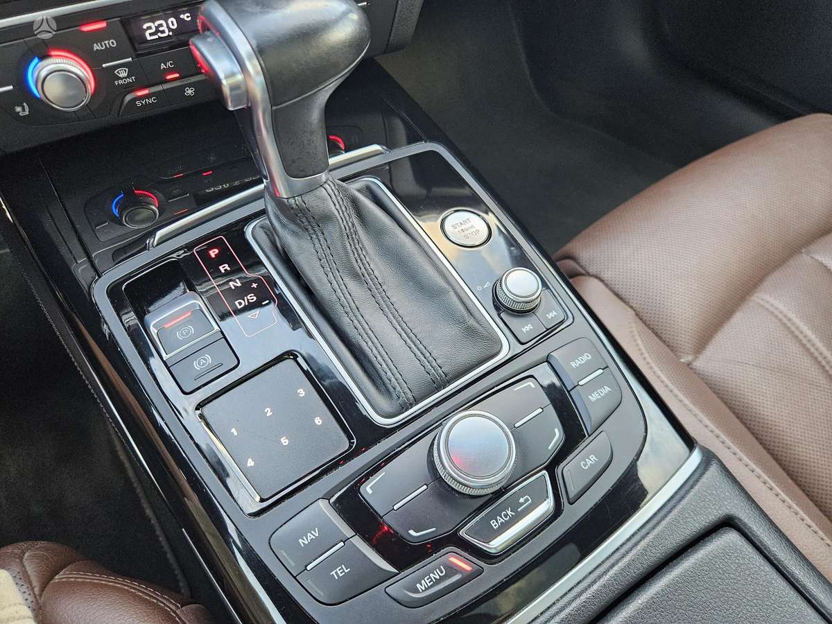 Audi A6, 3.0 l., wagon