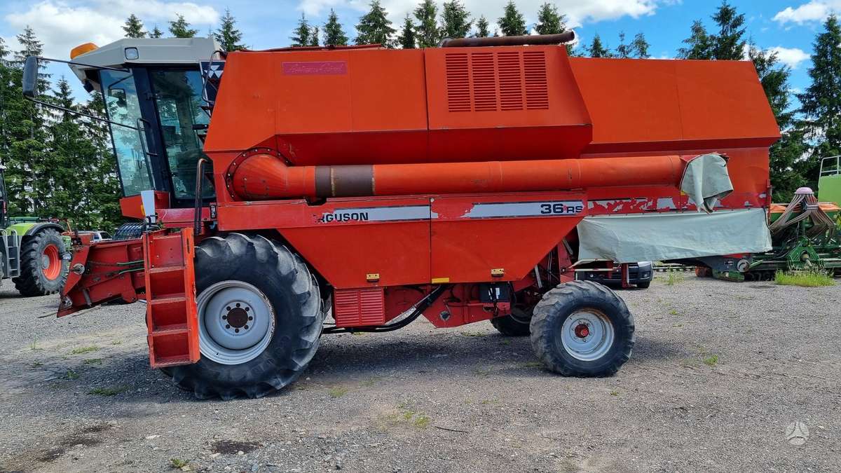 Massey Ferguson 36RS, combine harvesters