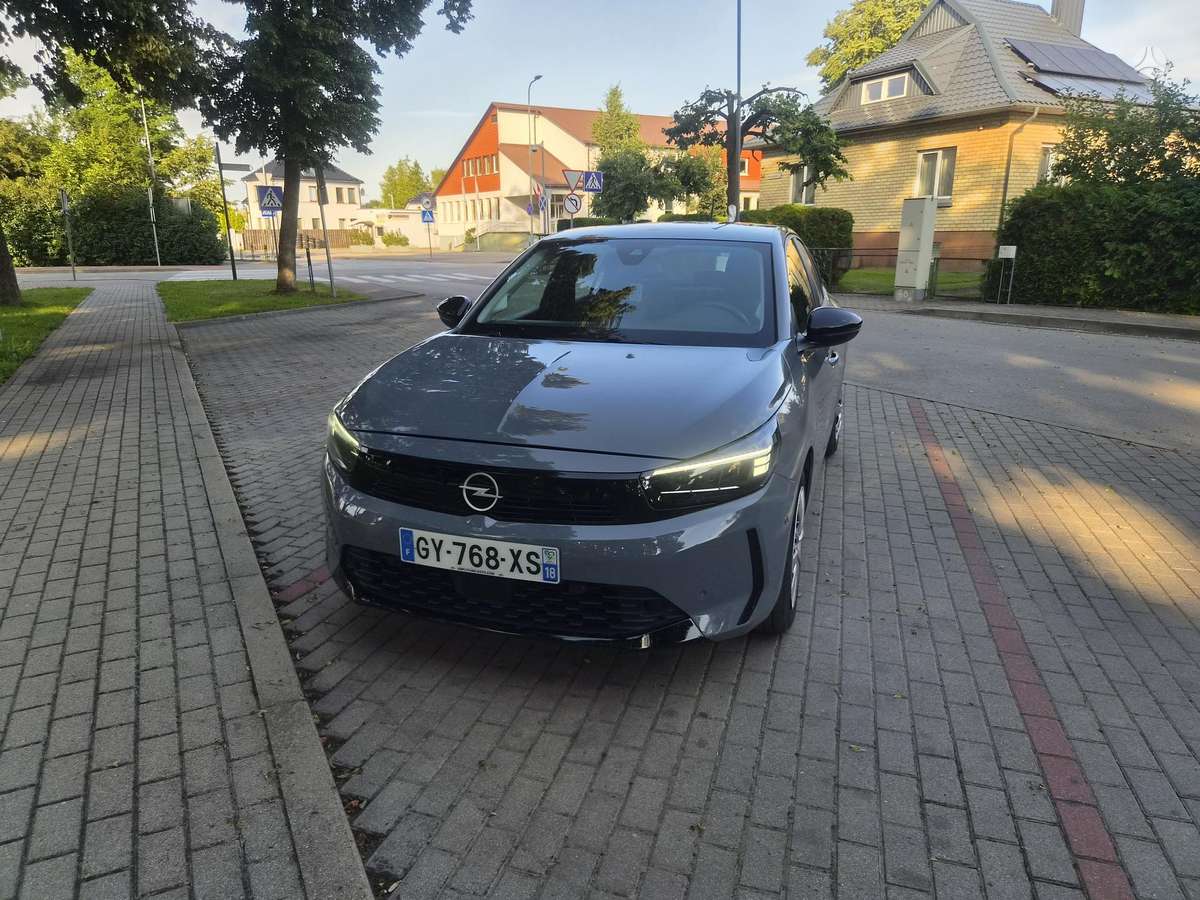 Opel Corsa, 1.2 l., hatchback
