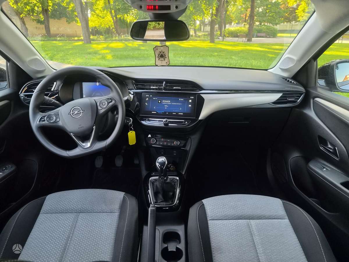 Opel Corsa, 1.2 l., Хэтчбек