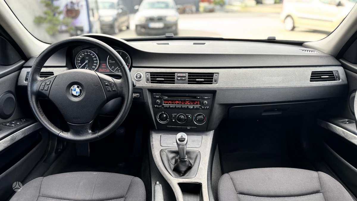 BMW 320, 2.0 l., universalas