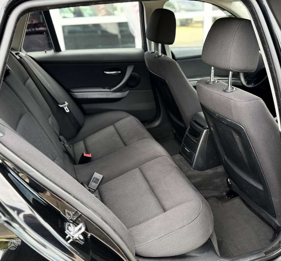 BMW 320, 2.0 l., wagon
