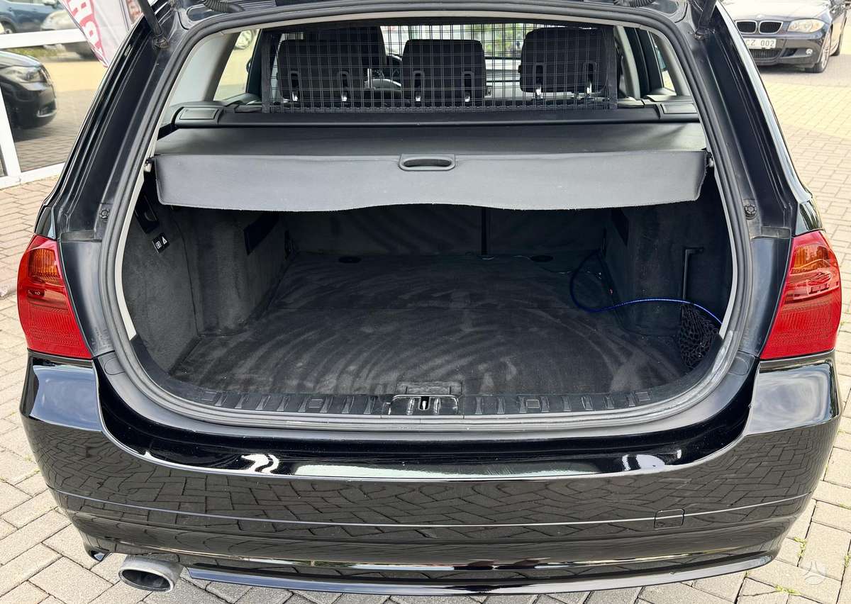 BMW 320, 2.0 l., wagon