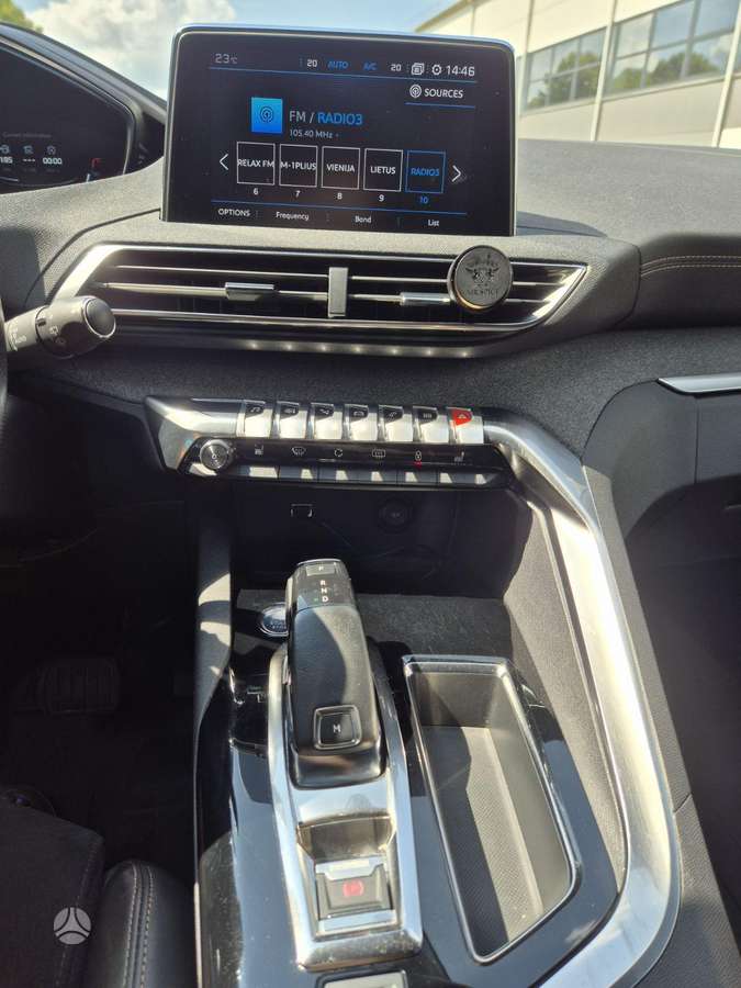 Peugeot 5008 - 9