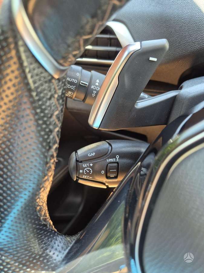 Peugeot 5008 - 11