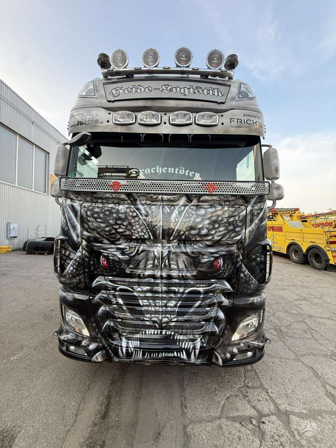 DAF XF530, single sleeper
