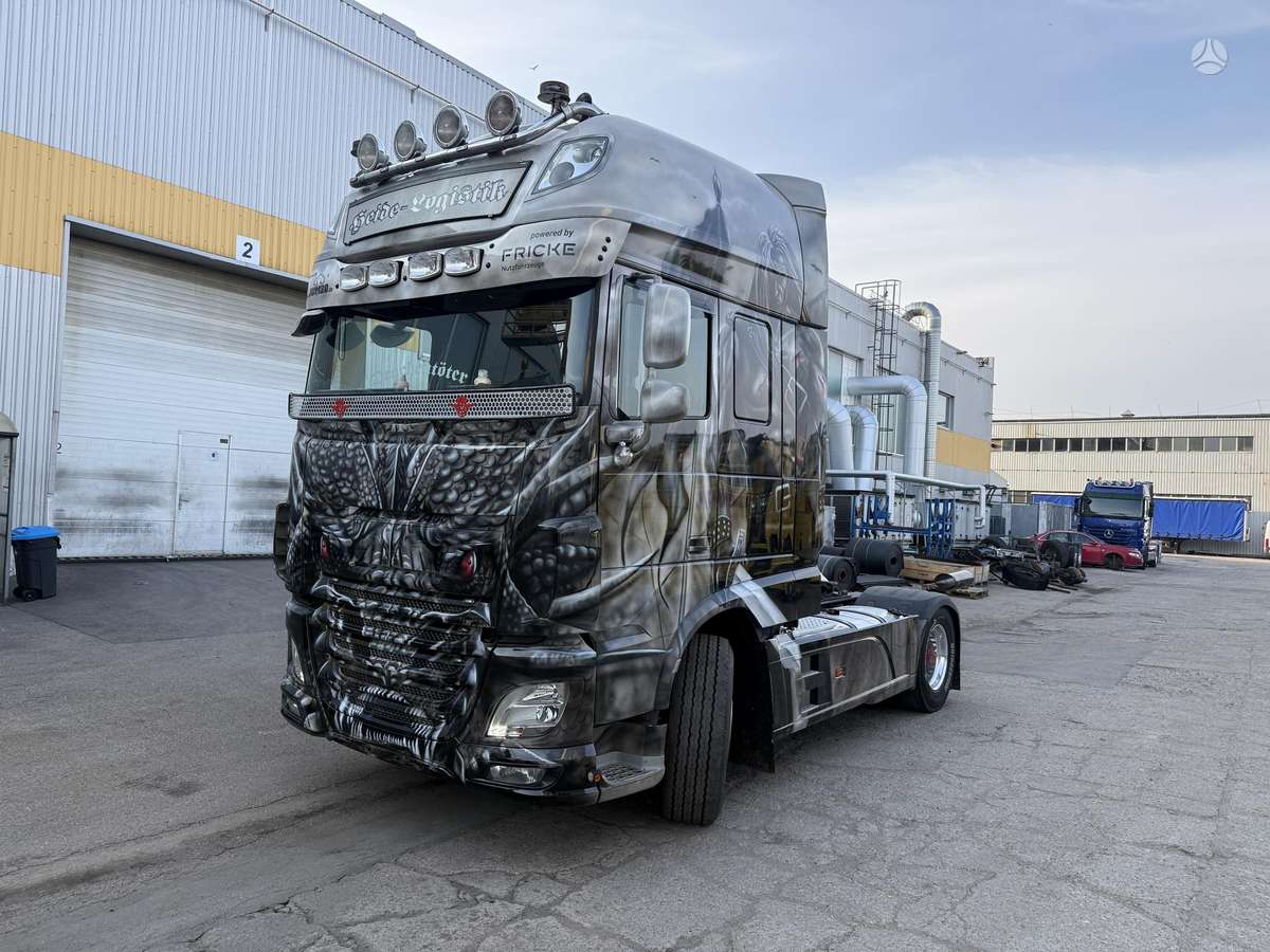 DAF XF530, single sleeper