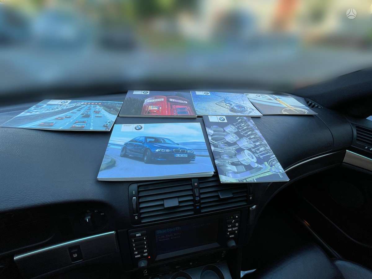 BMW M5, 4.9 l., Седан