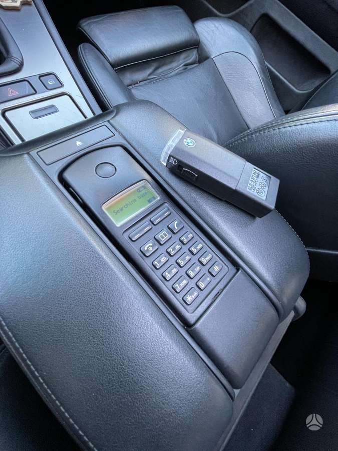 BMW M5, 4.9 l., Седан