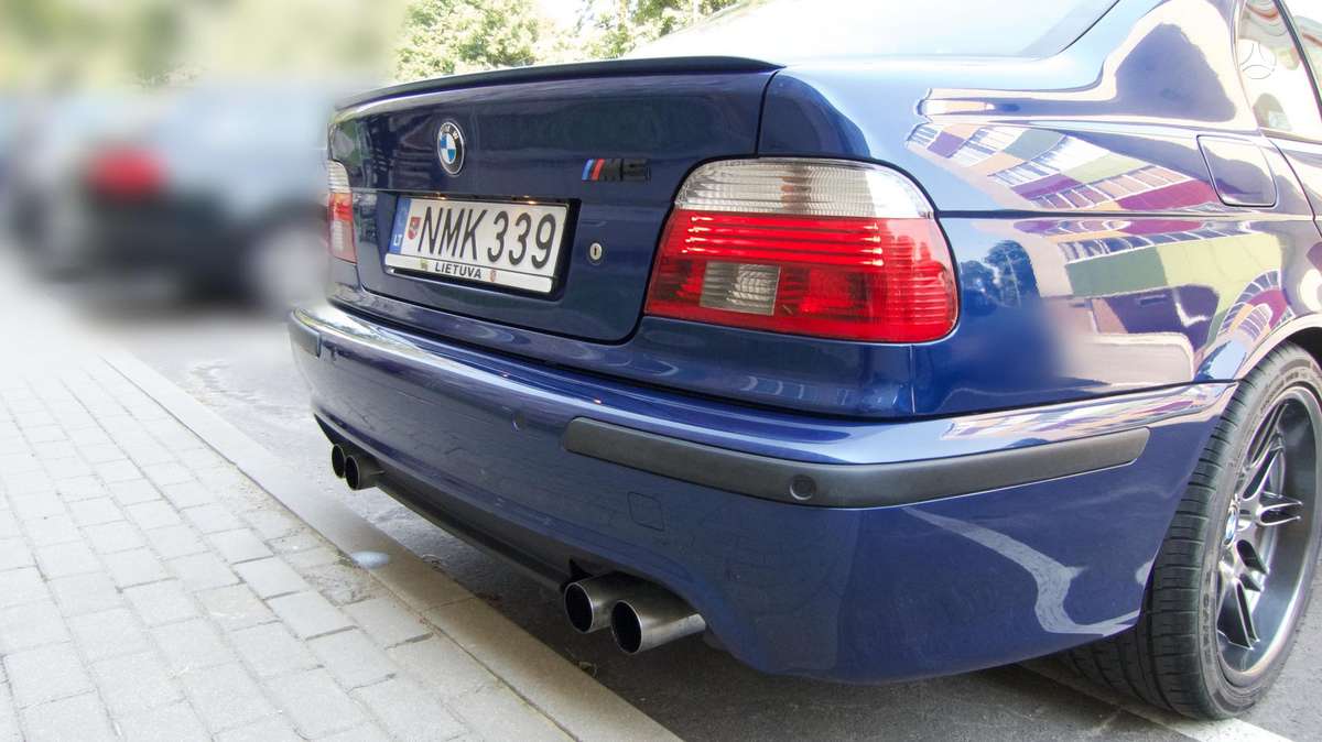 BMW M5, 4.9 l., Седан