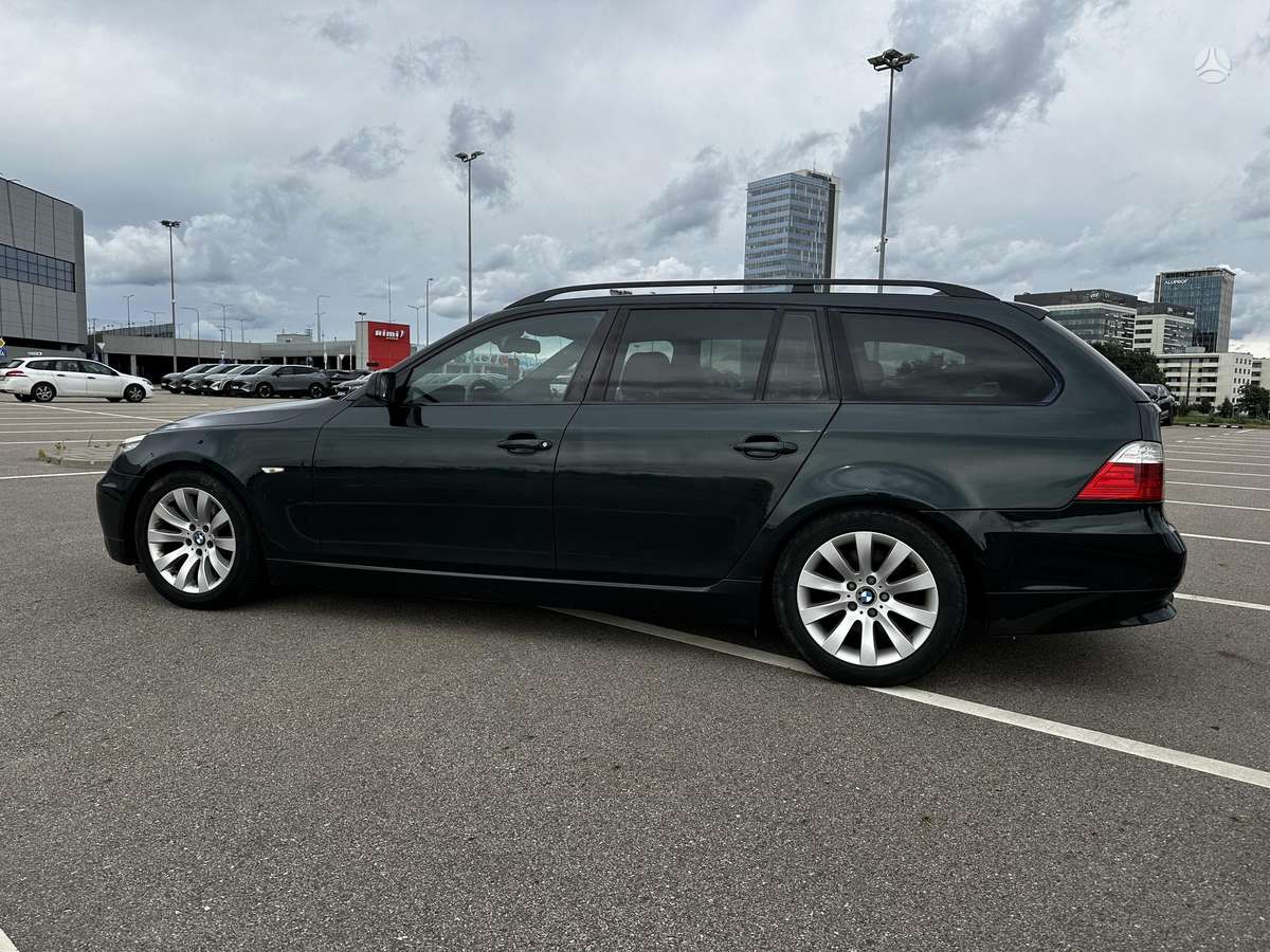 BMW 520, 2.0 l., wagon