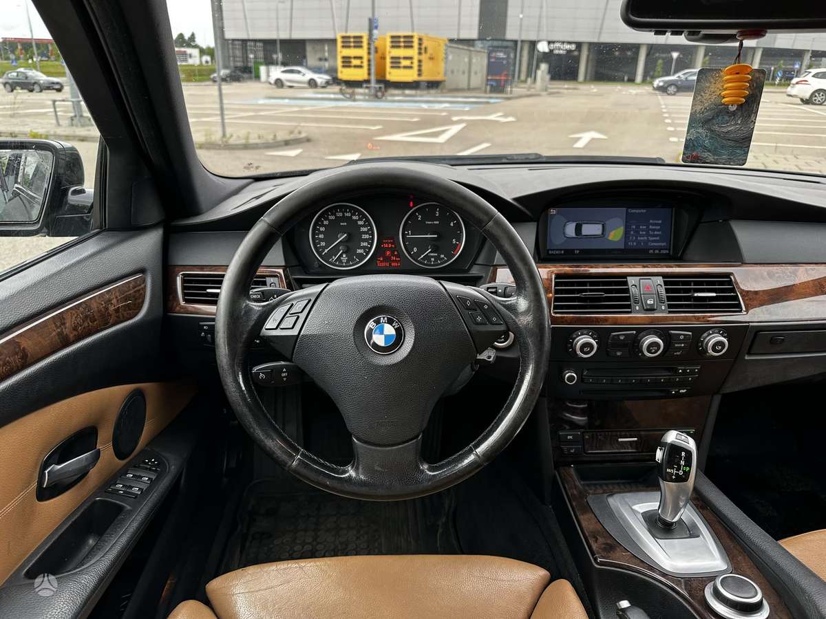 BMW 520, 2.0 l., Универсал