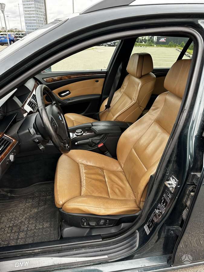 BMW 520, 2.0 l., Универсал