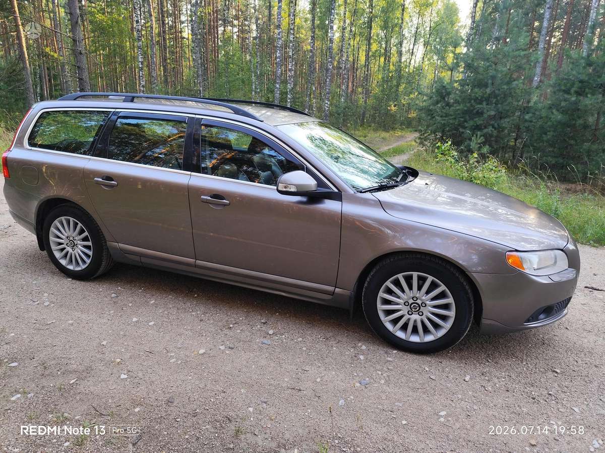 Volvo V70, 2.4 l., wagon