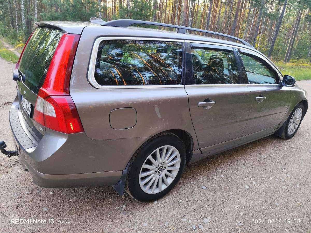 Volvo V70, 2.4 l., wagon