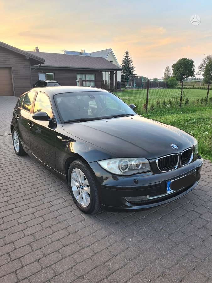 BMW 120, 2.0 l., hatchback