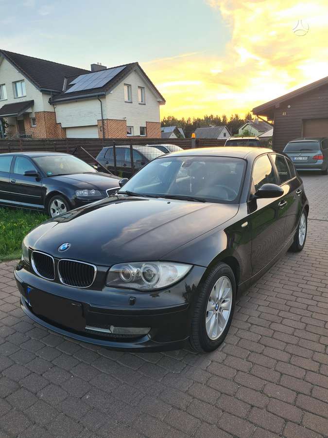 BMW 120, 2.0 l., hatchback