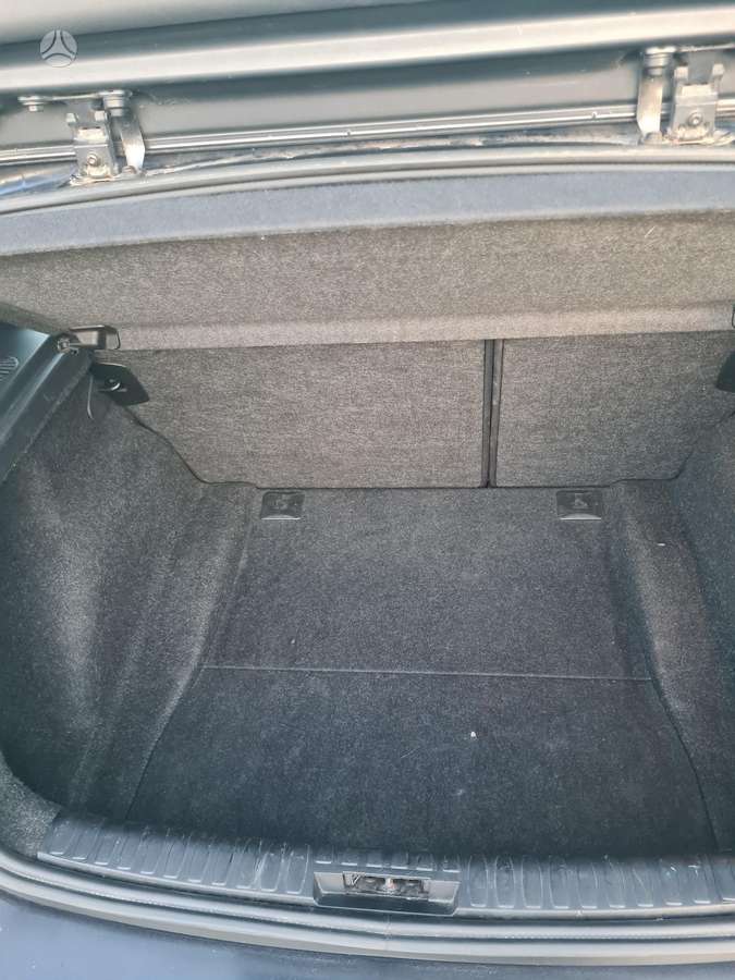 BMW 120, 2.0 l., hatchback