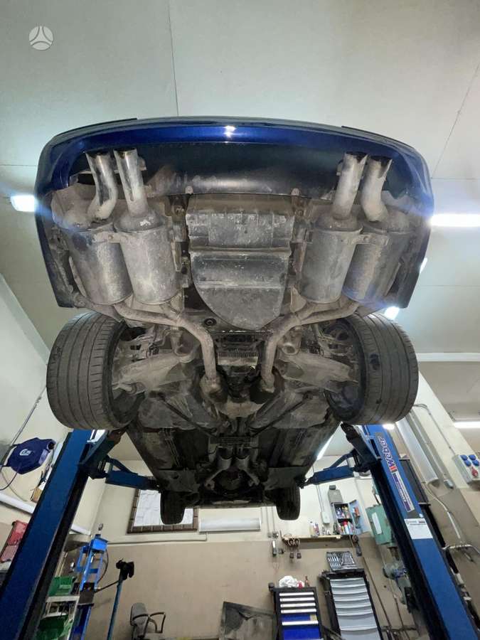 BMW M5, 4.9 l., Седан