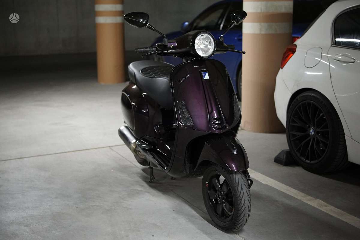 Piaggio Vespa 50cc, мотороллеры / мопеды