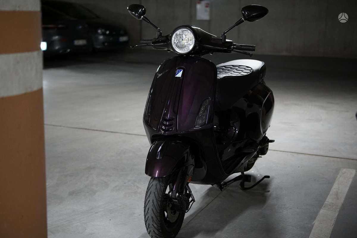 Piaggio Vespa 50cc, scooters / mopeds