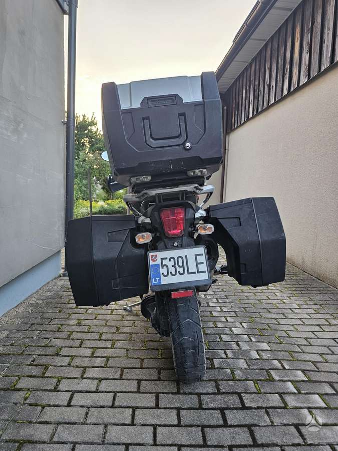 Triumph Tiger 1200cc, enduro / adventure