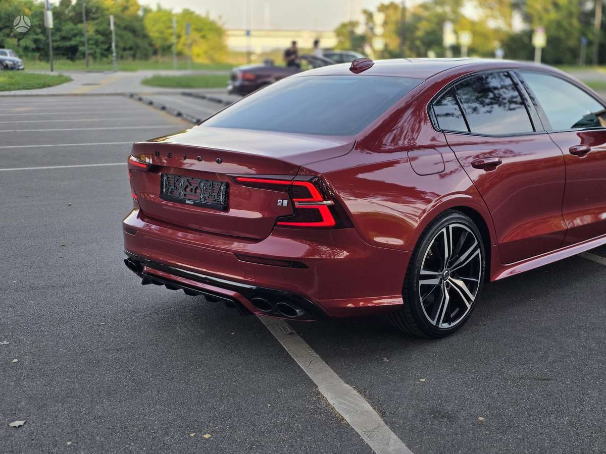 Volvo S60, 2.0 l., Седан