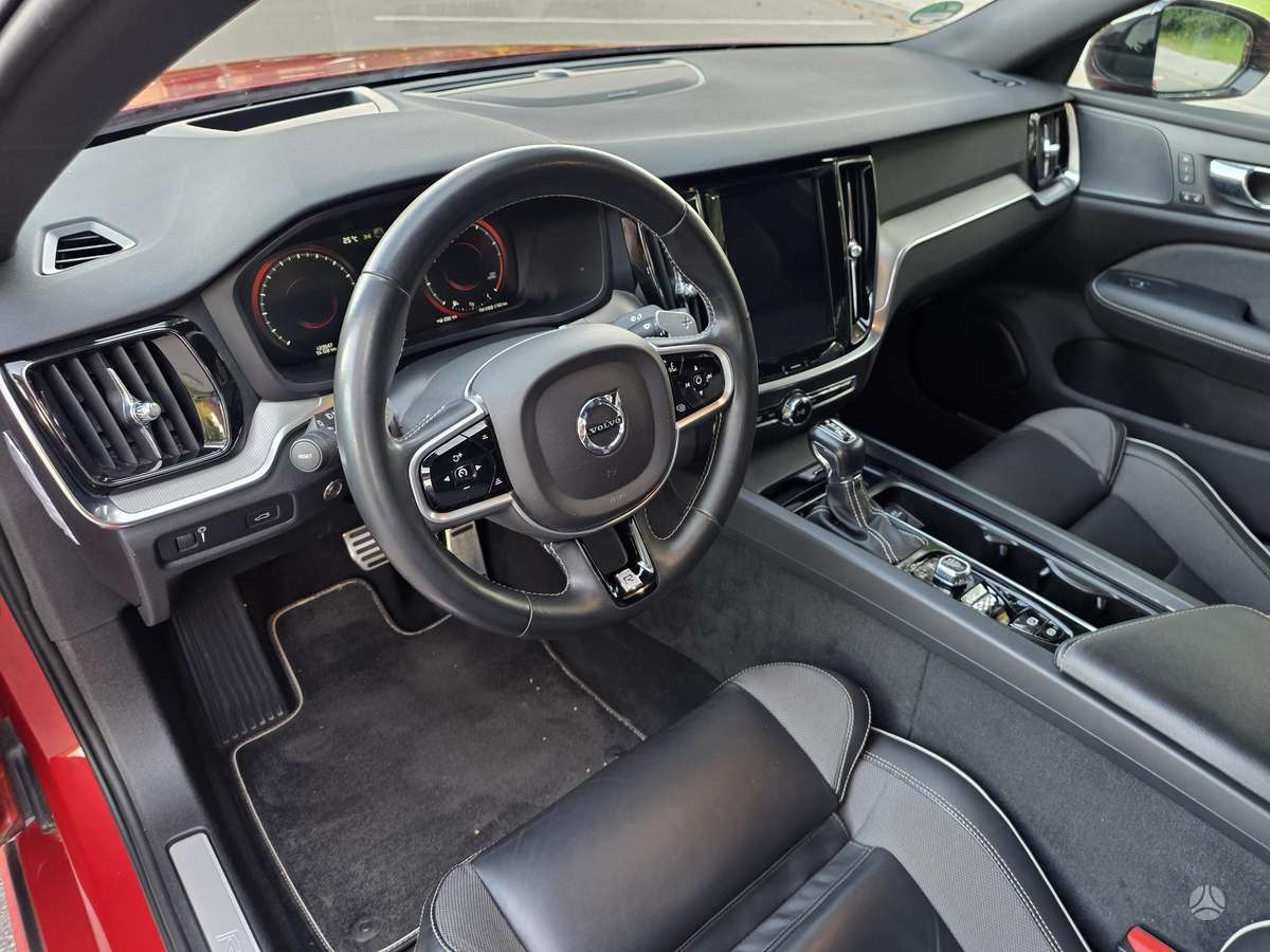 Volvo S60, 2.0 l., Седан