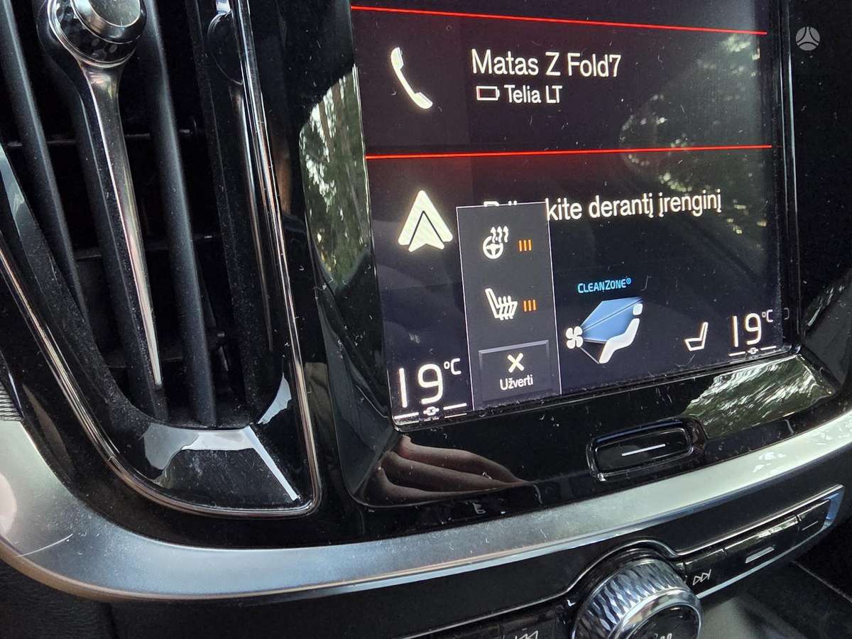 Volvo S60, 2.0 l., Седан